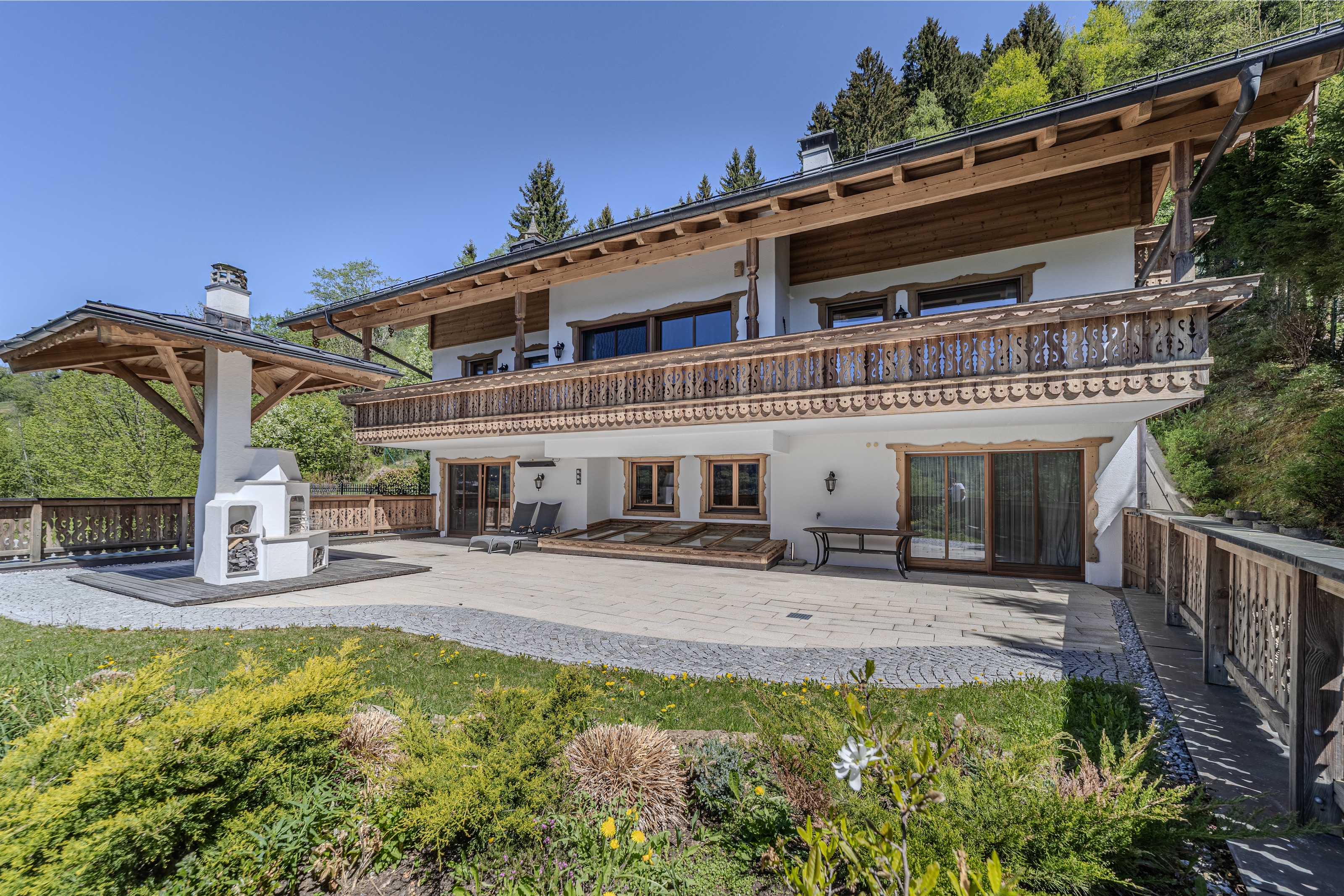 Chalet Heritage