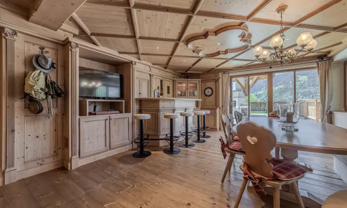 Chalet Heritage