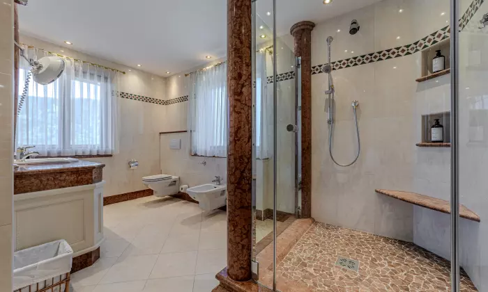 Chalet Heritage
