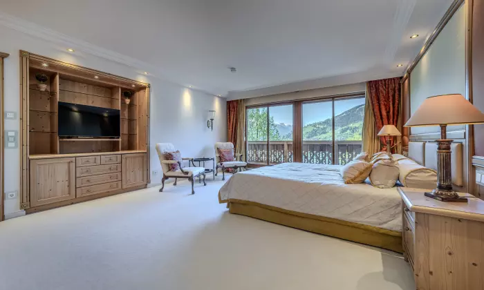 Chalet Heritage