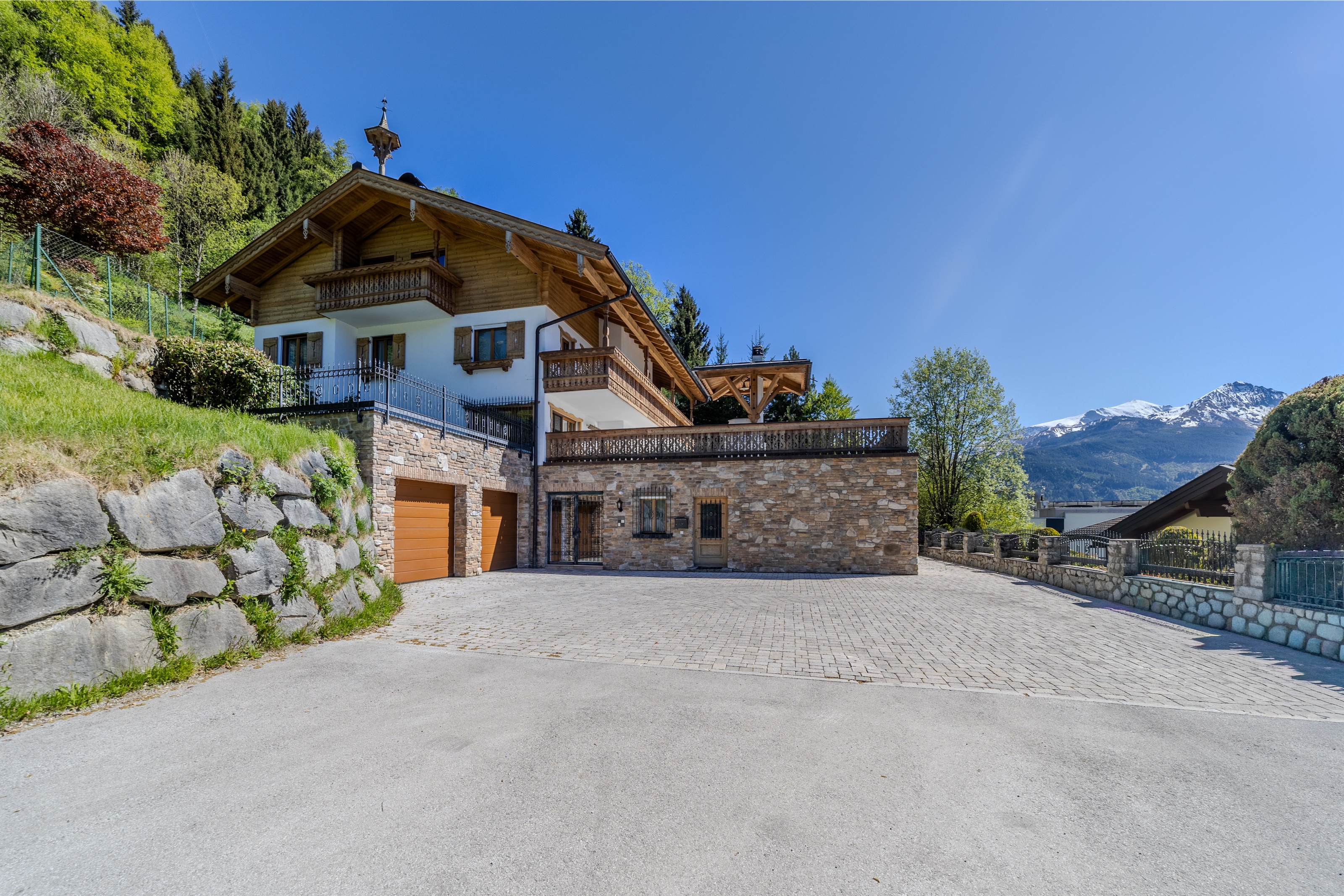 Chalet Heritage