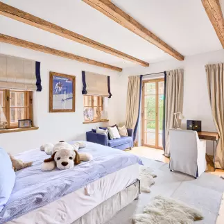 Schlafzimmer 4