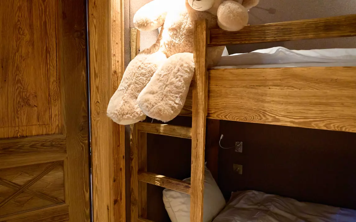 Schlafzimmer 6