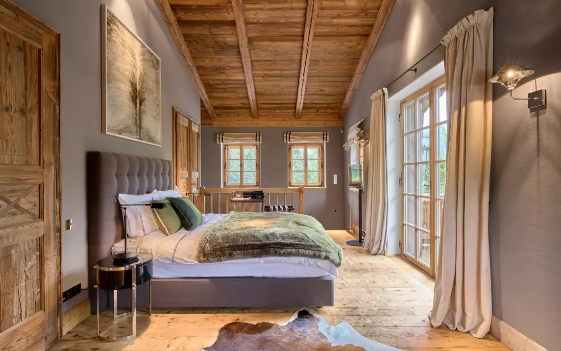 Schlafzimmer 6