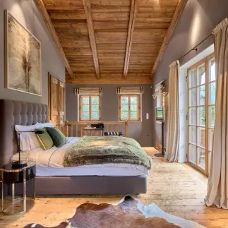 Schlafzimmer 6