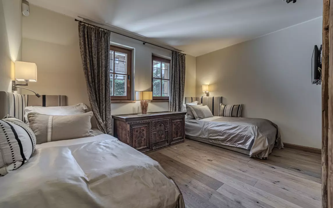 Schlafzimmer 4