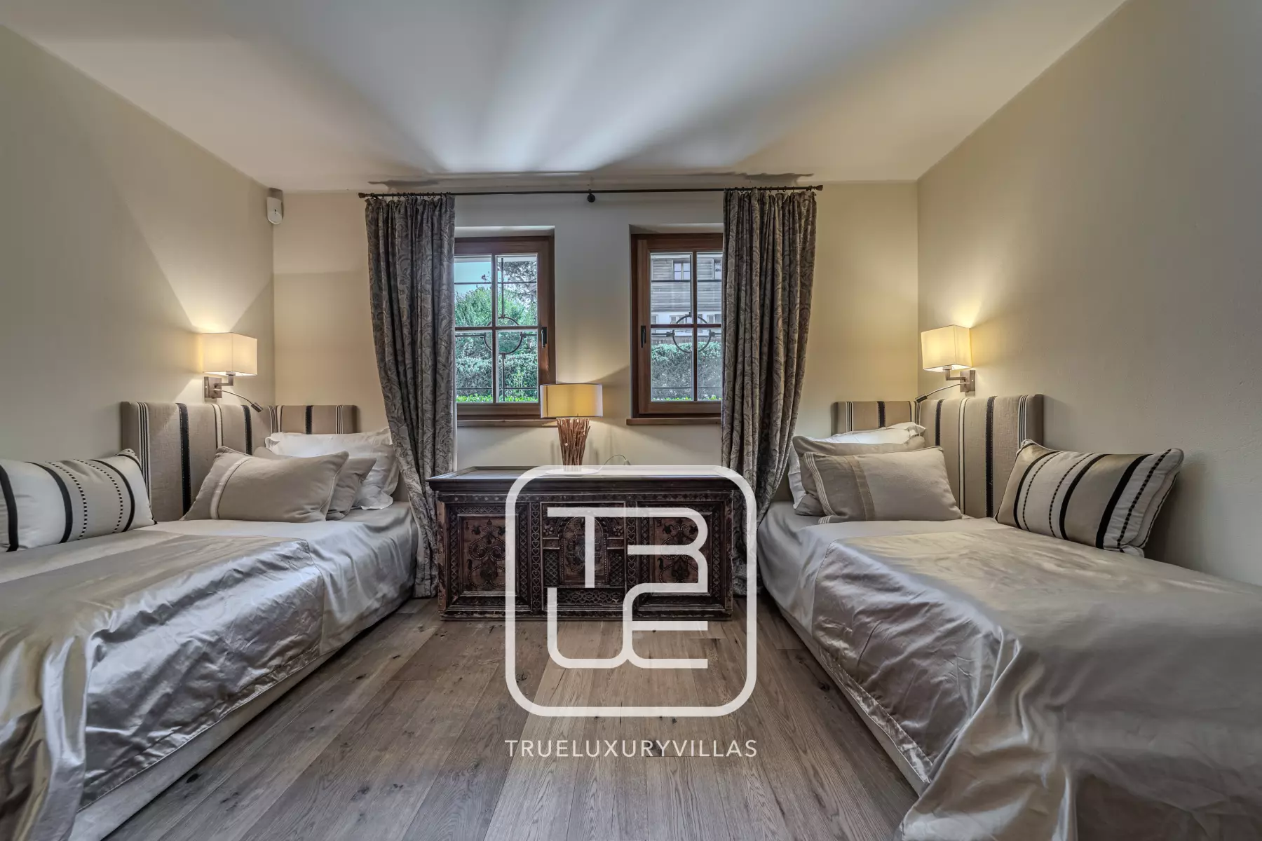 Schlafzimmer 4