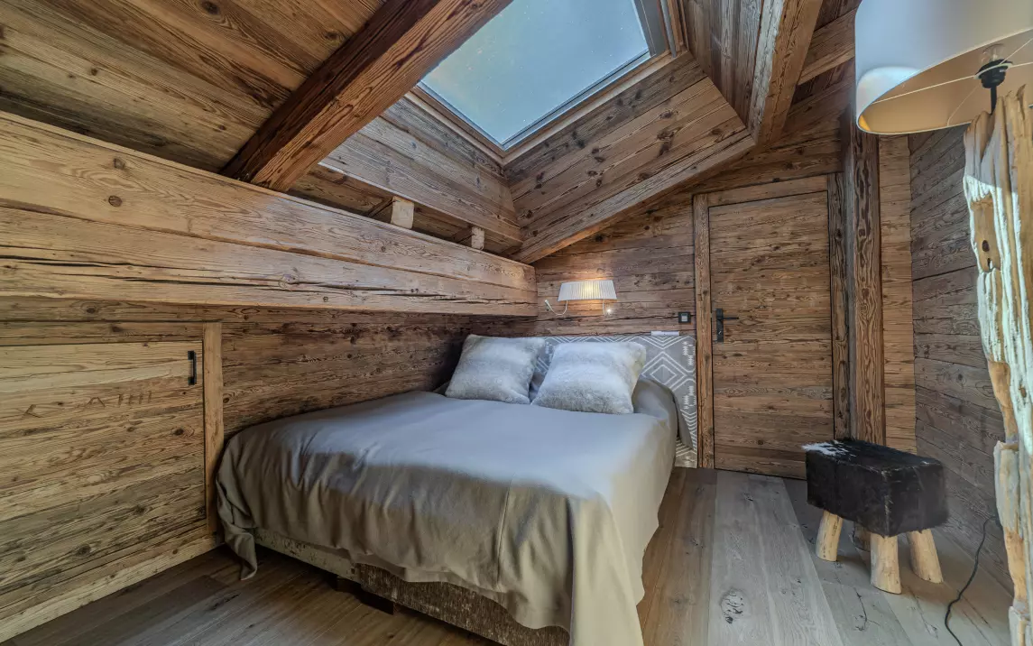 Schlafzimmer 6