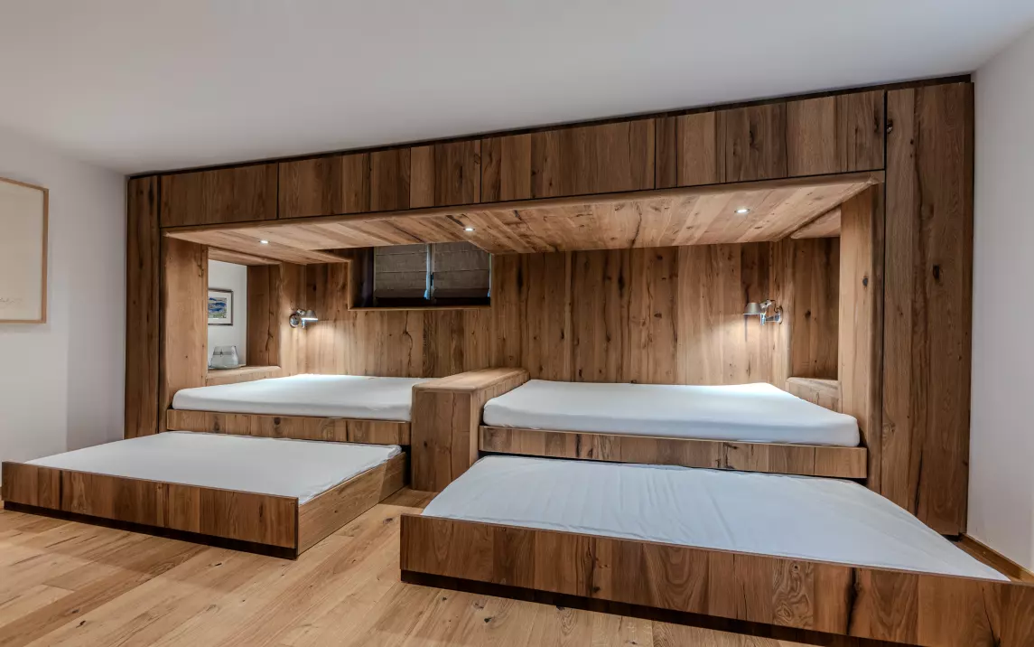 Schlafzimmer 6