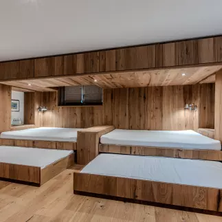 Schlafzimmer 6