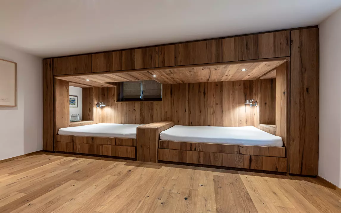 Schlafzimmer 6