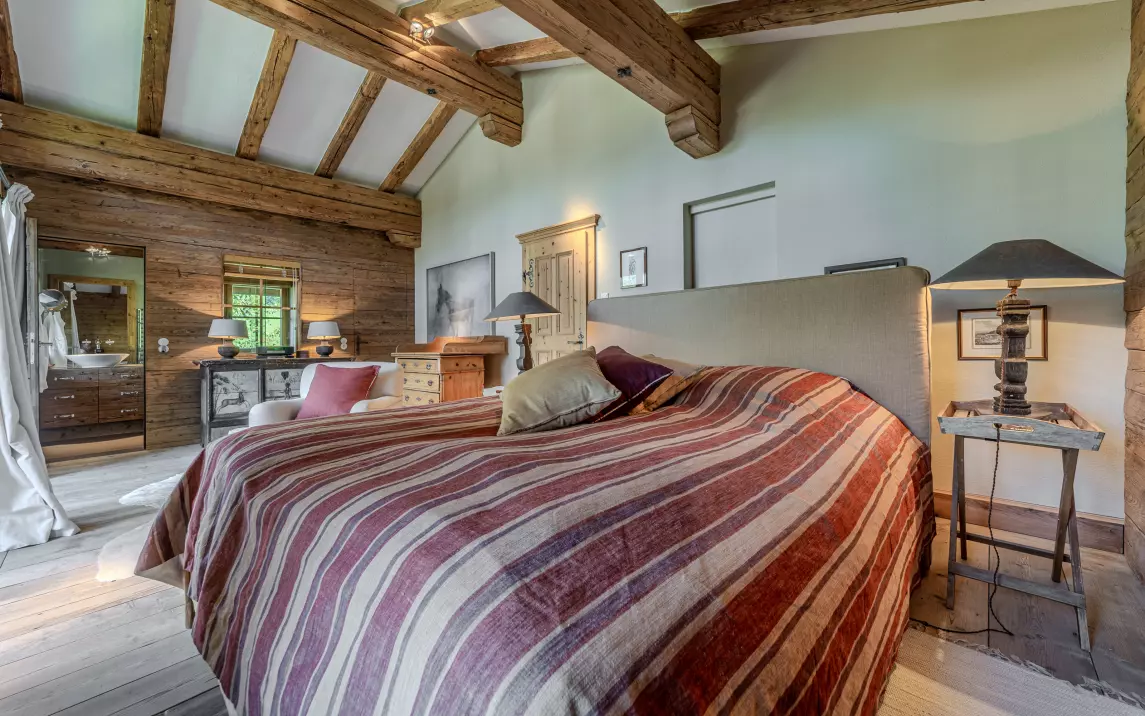 Schlafzimmer 1