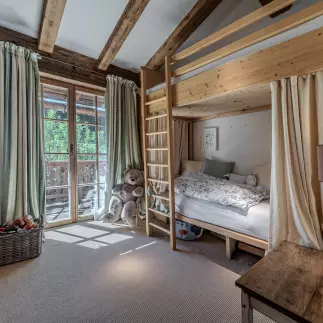 Schlafzimmer 5