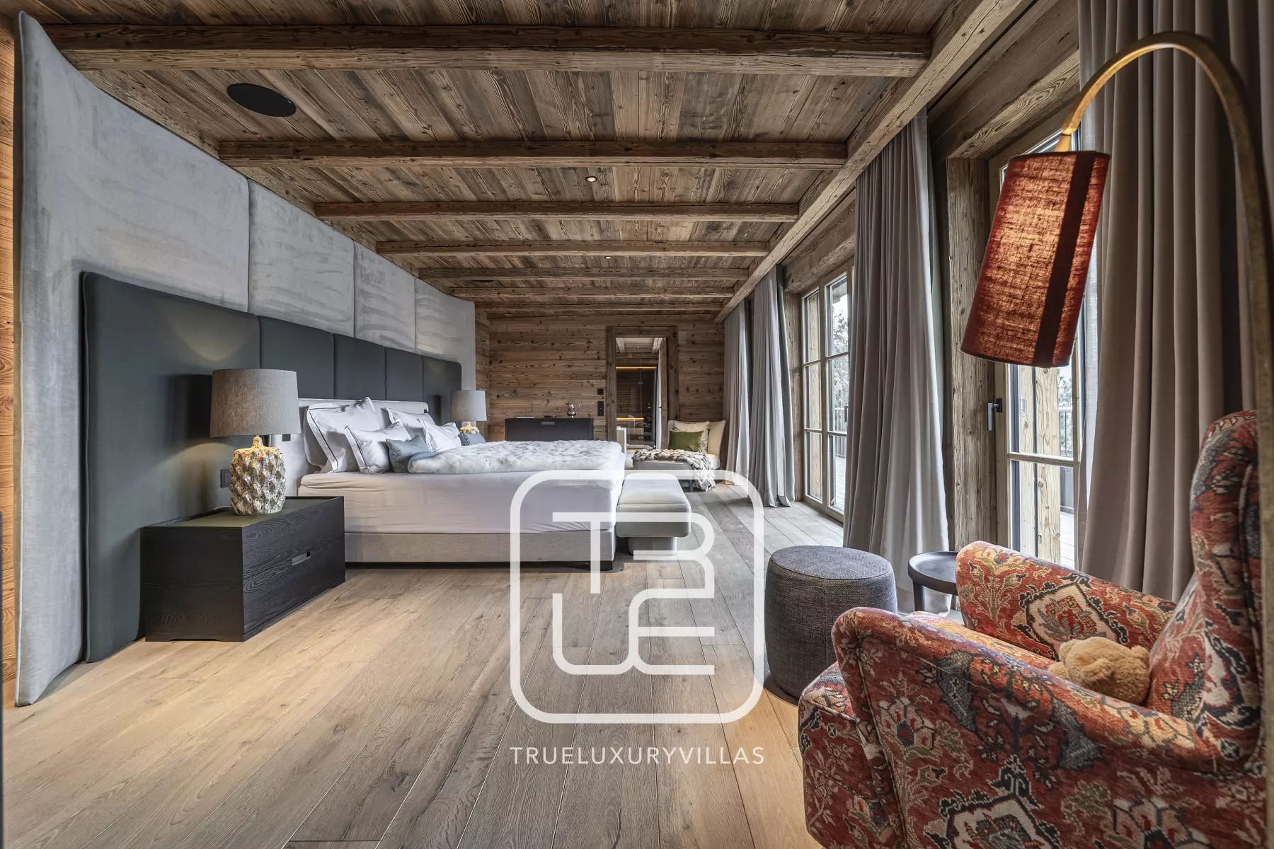 Schlafzimmer 1