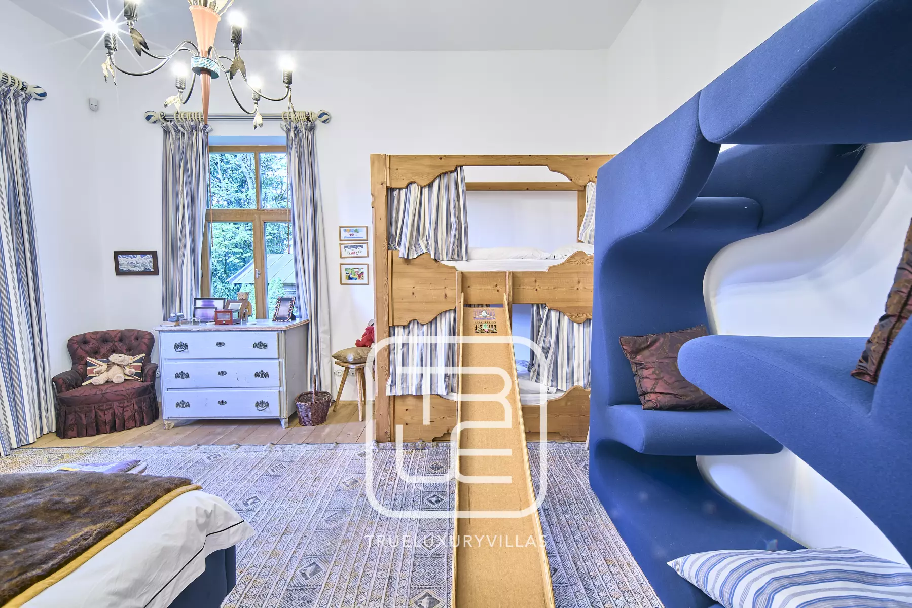 Schlafzimmer 2