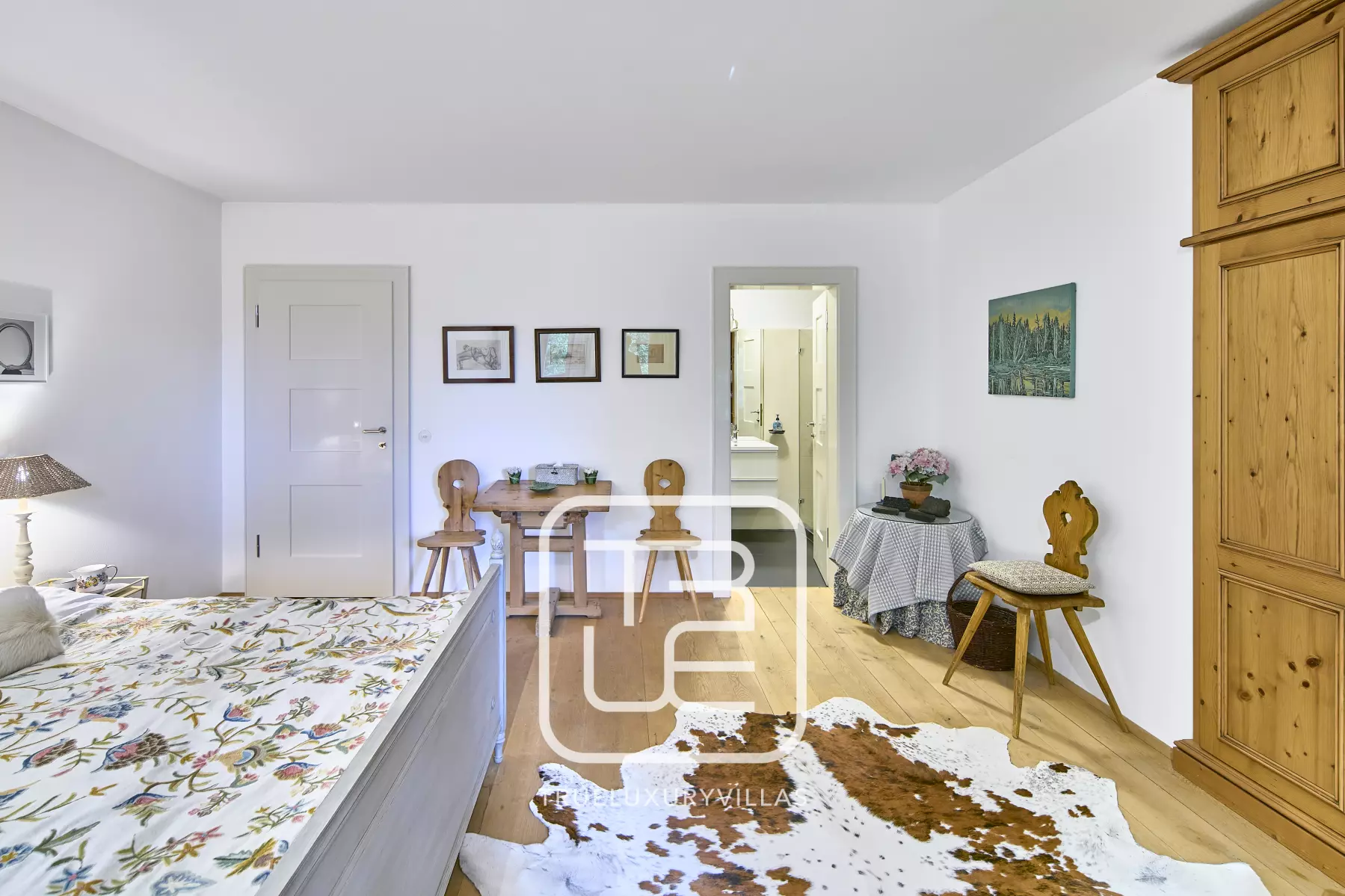 Schlafzimmer 4