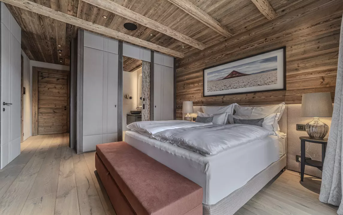 Schlafzimmer 4