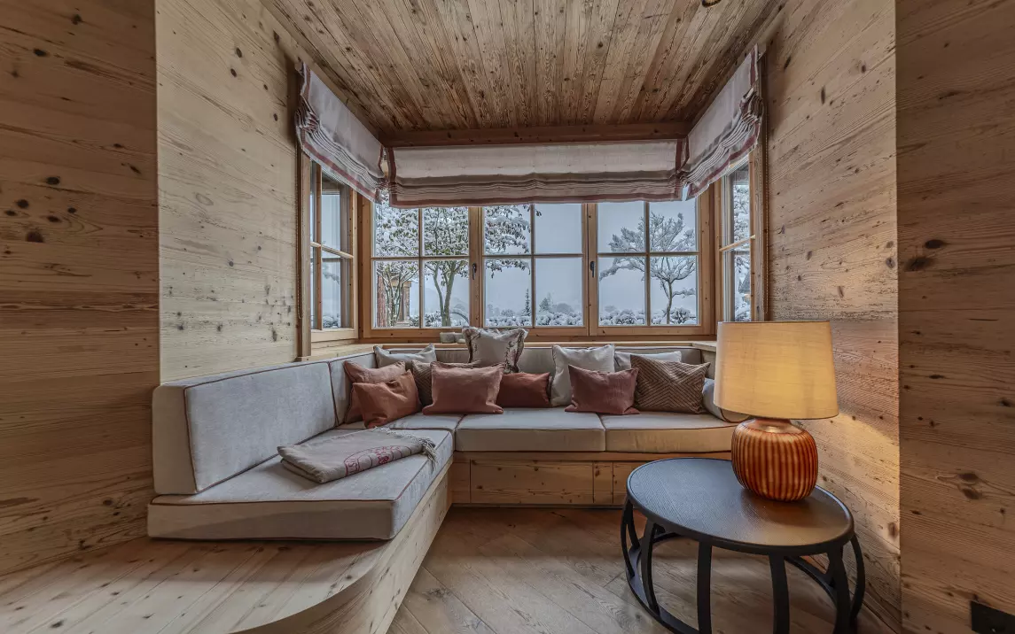 Schlafzimmer 8
