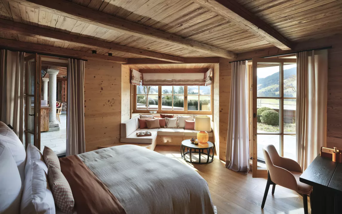 Schlafzimmer 8