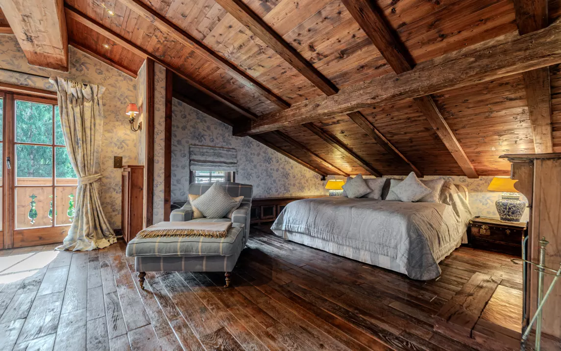 Schlafzimmer 1