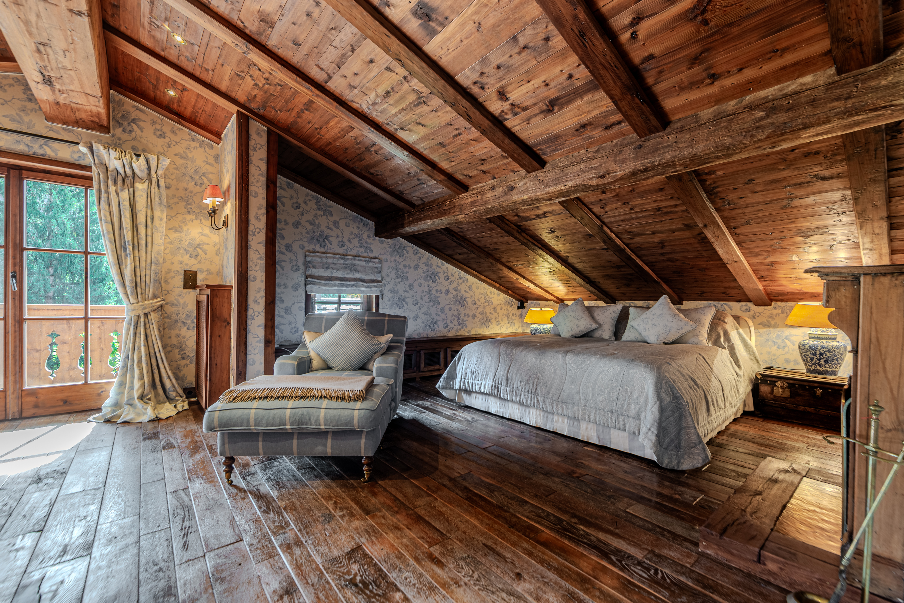 Schlafzimmer 1