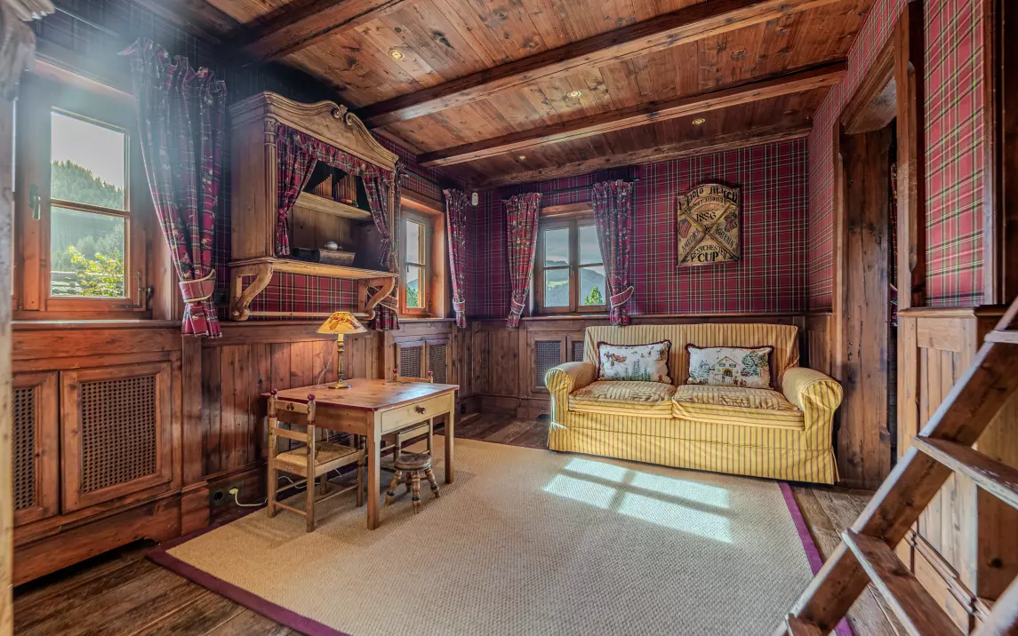 Schlafzimmer 4