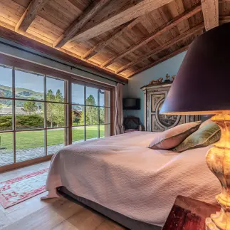 Schlafzimmer 5