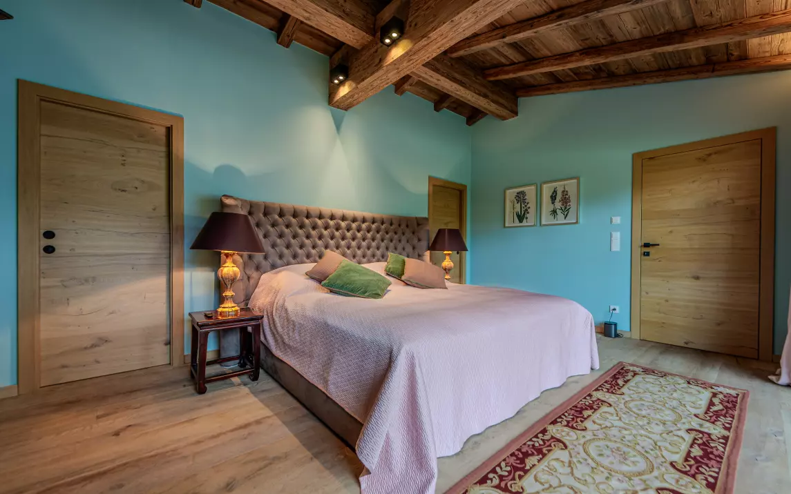 Schlafzimmer 5