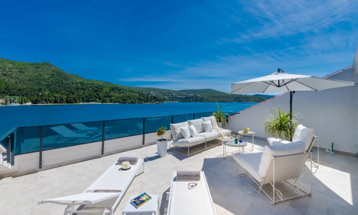 Villa Demi