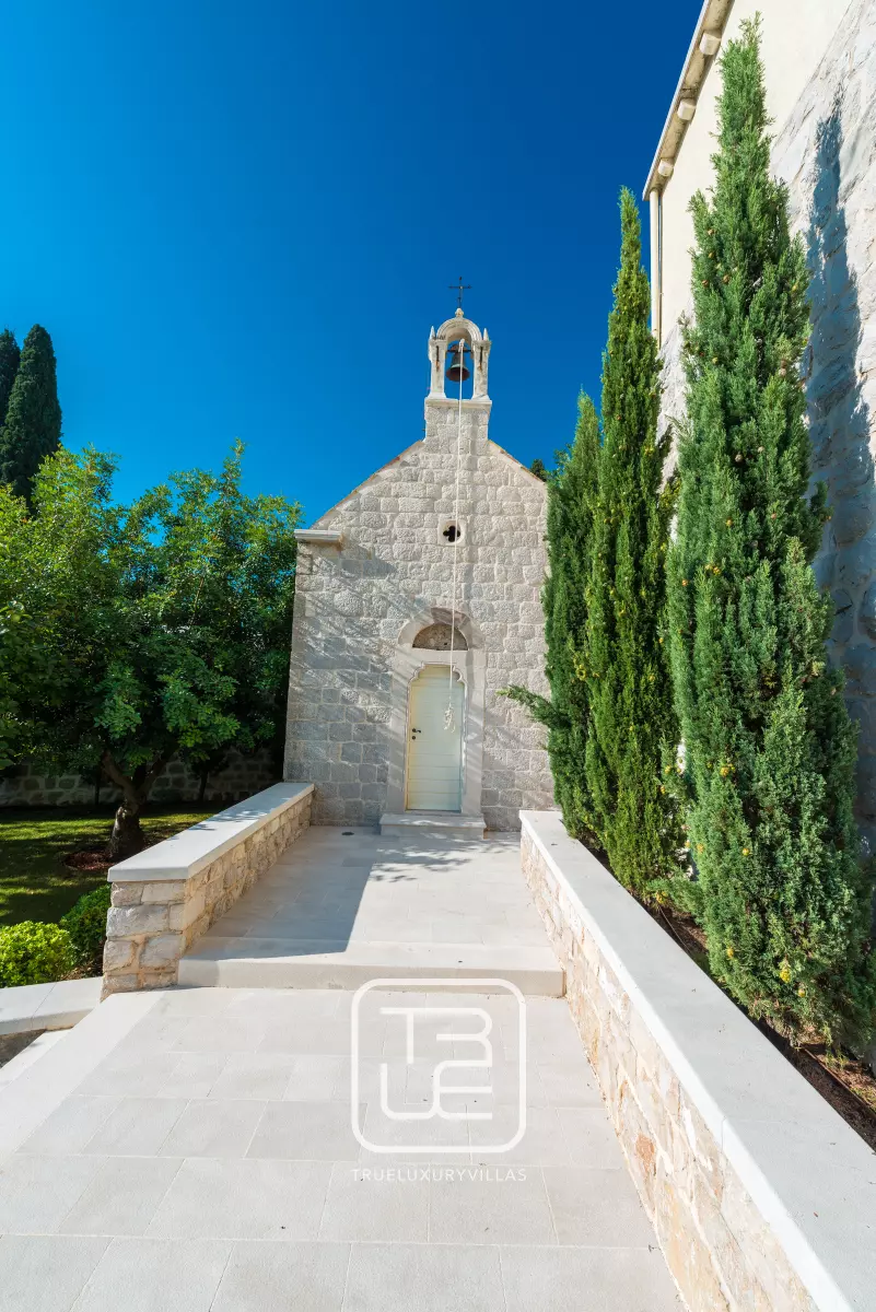 Villa Corina