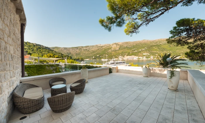 Villa Corina