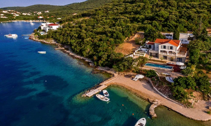 Villa Elvira