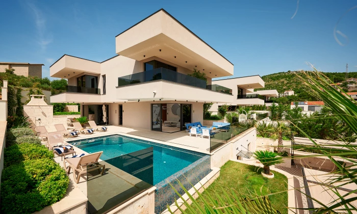 Villa Lucy Plum