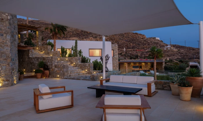 Lukas Estate