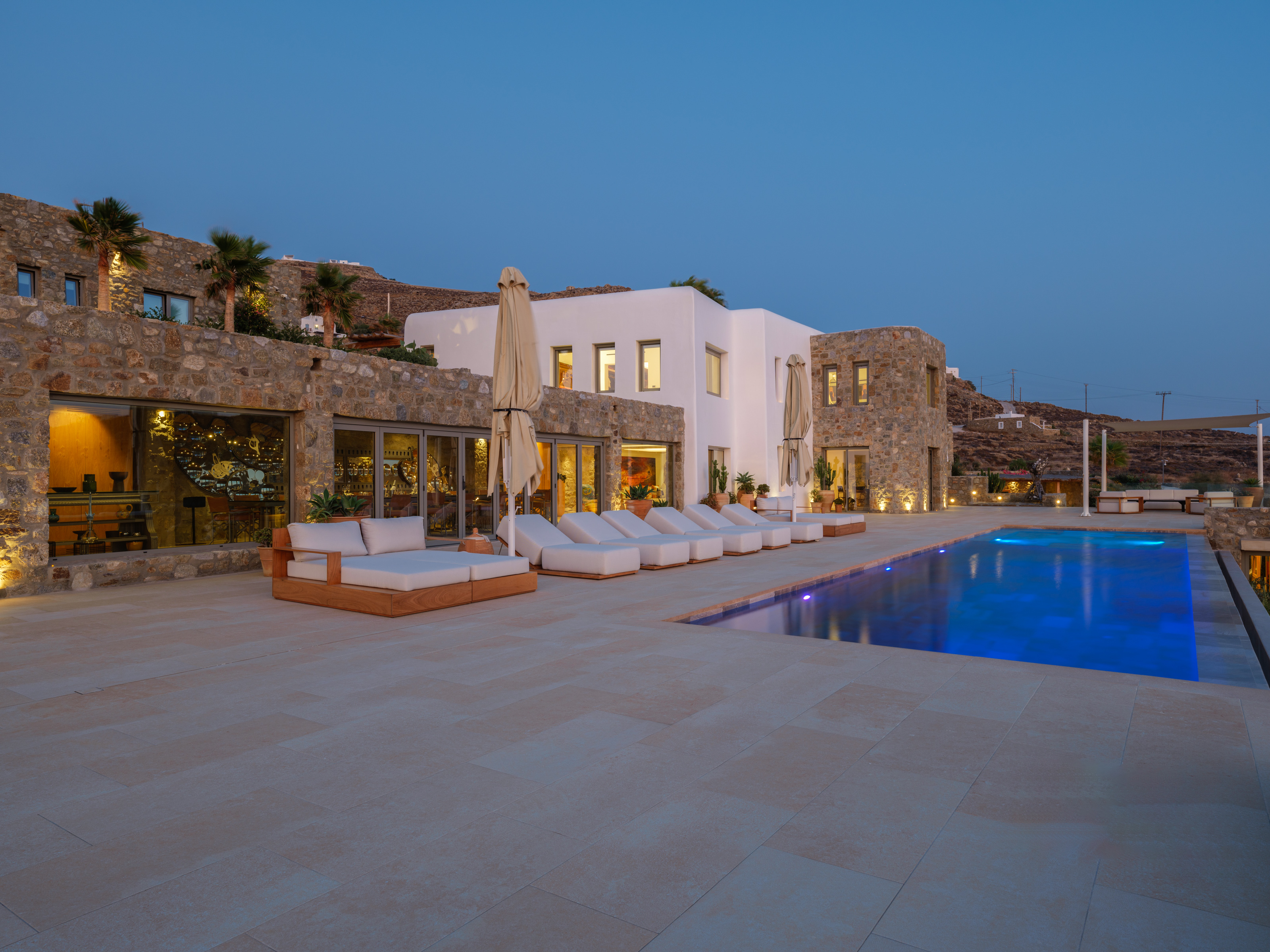 Lukas Estate