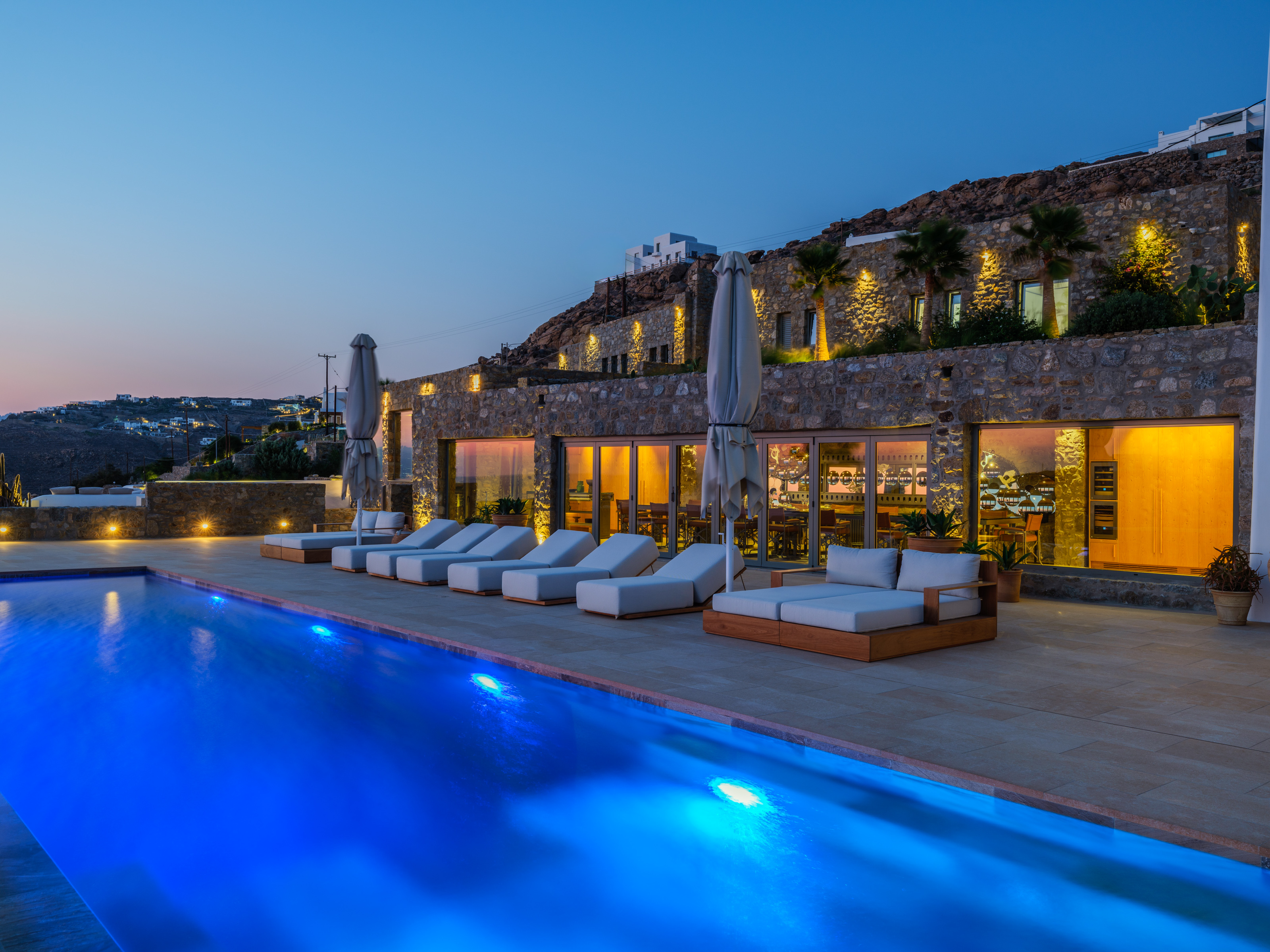 Lukas Estate