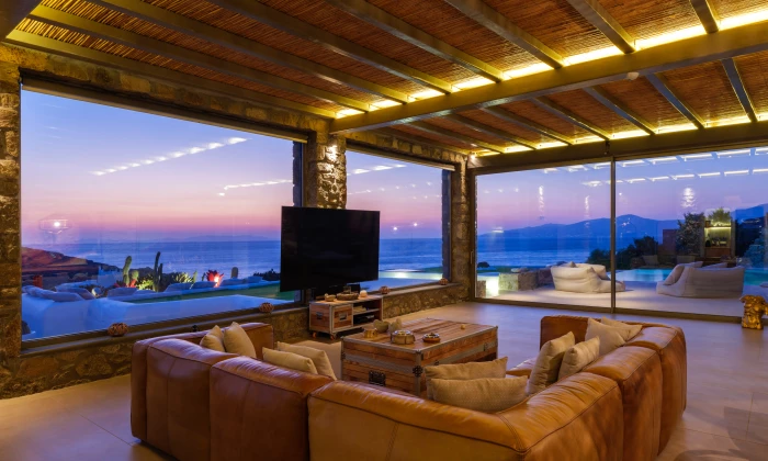 Lukas Estate