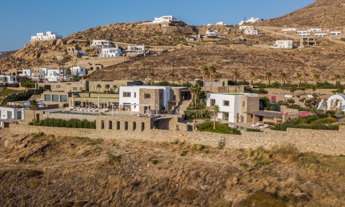 Lukas Estate