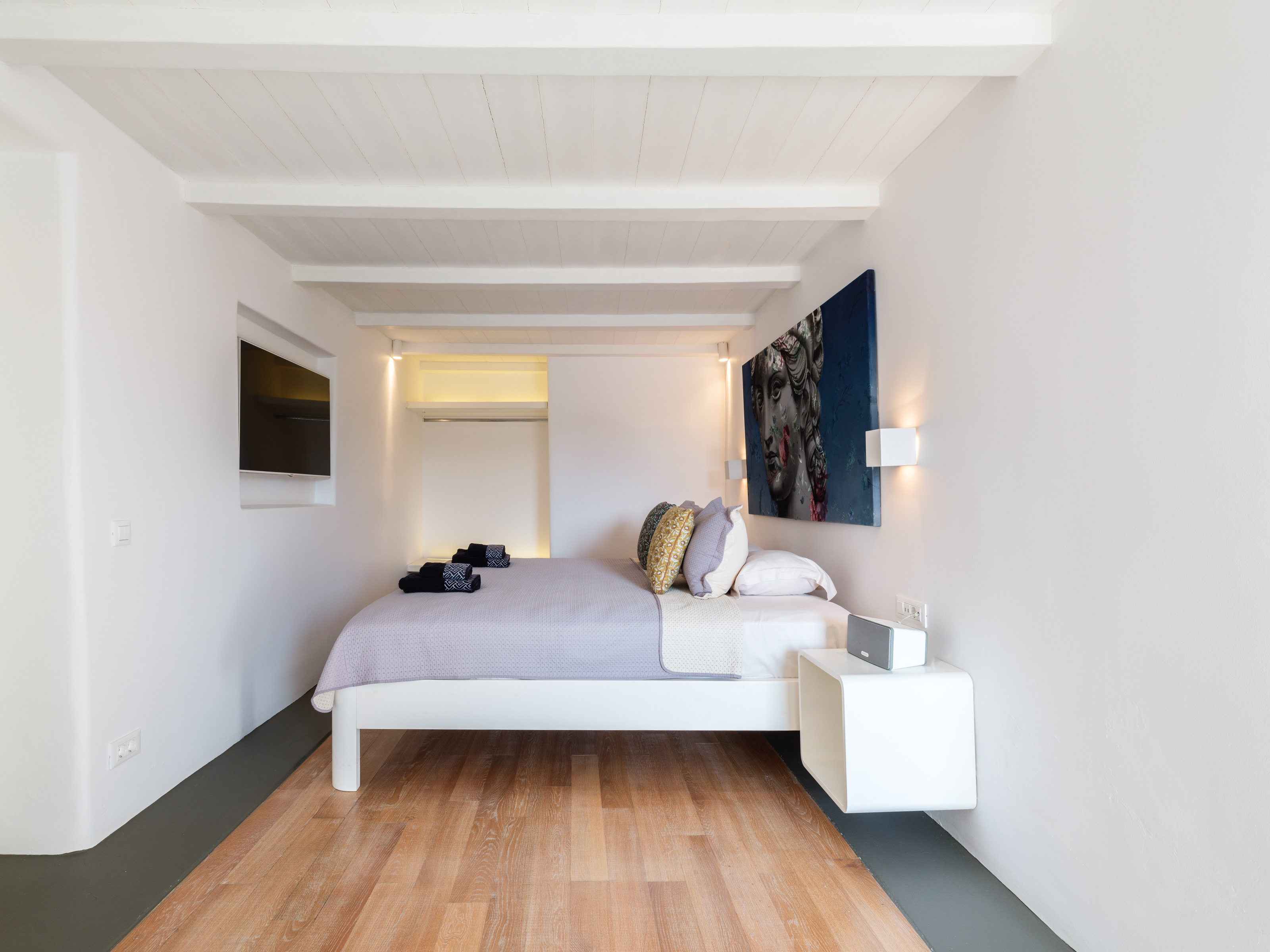 Lukas Estate