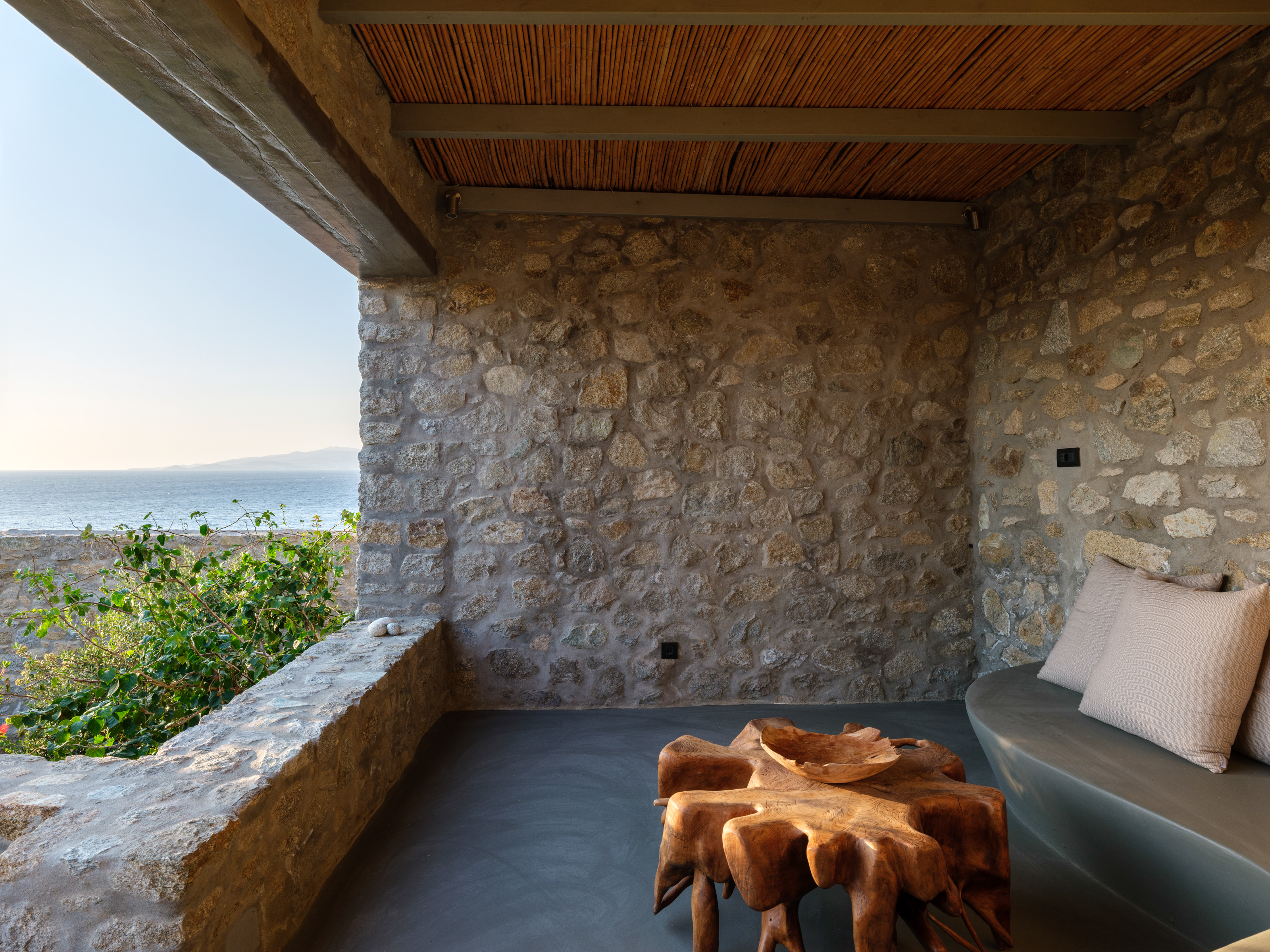 Lukas Estate