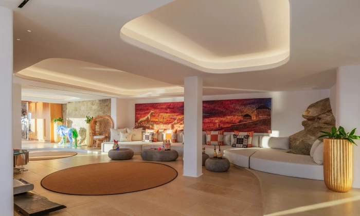 Lukas Estate