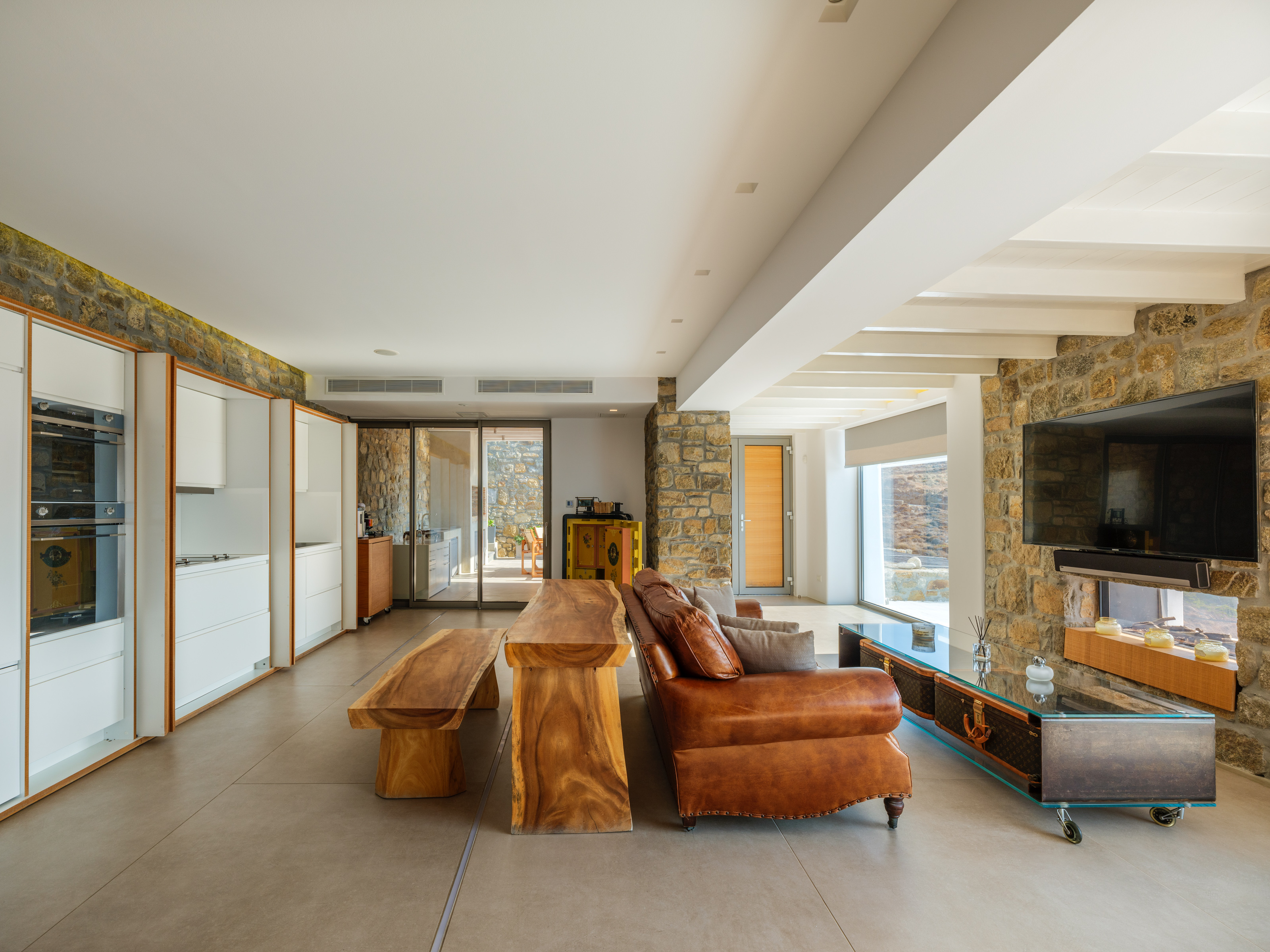 Lukas Estate