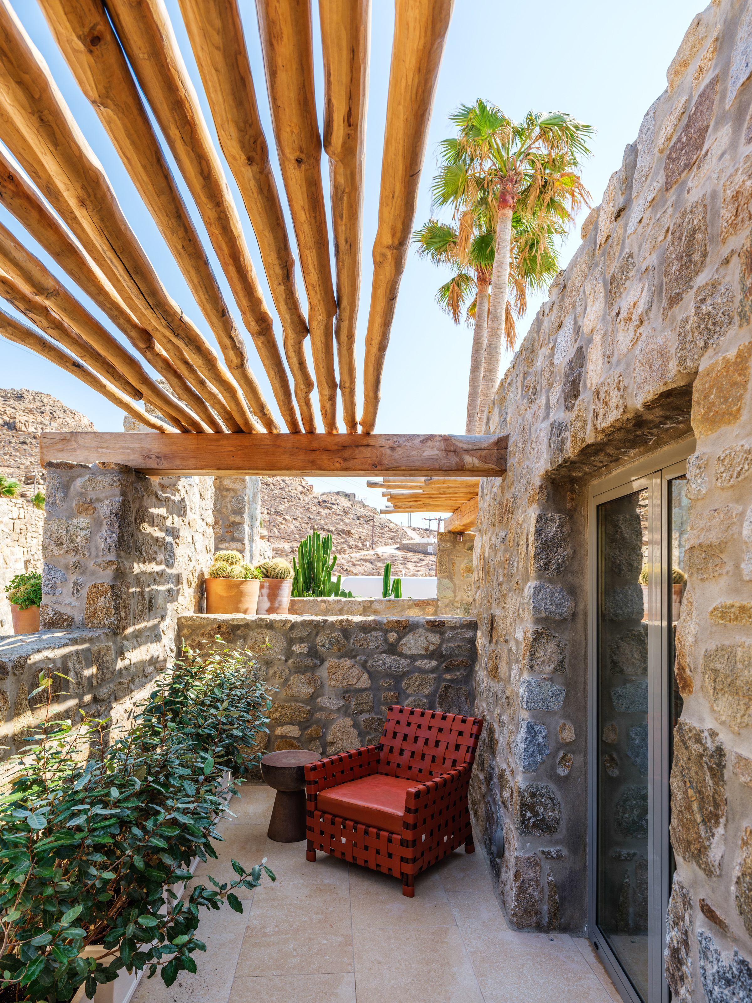 Lukas Estate