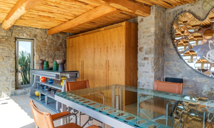 Lukas Estate