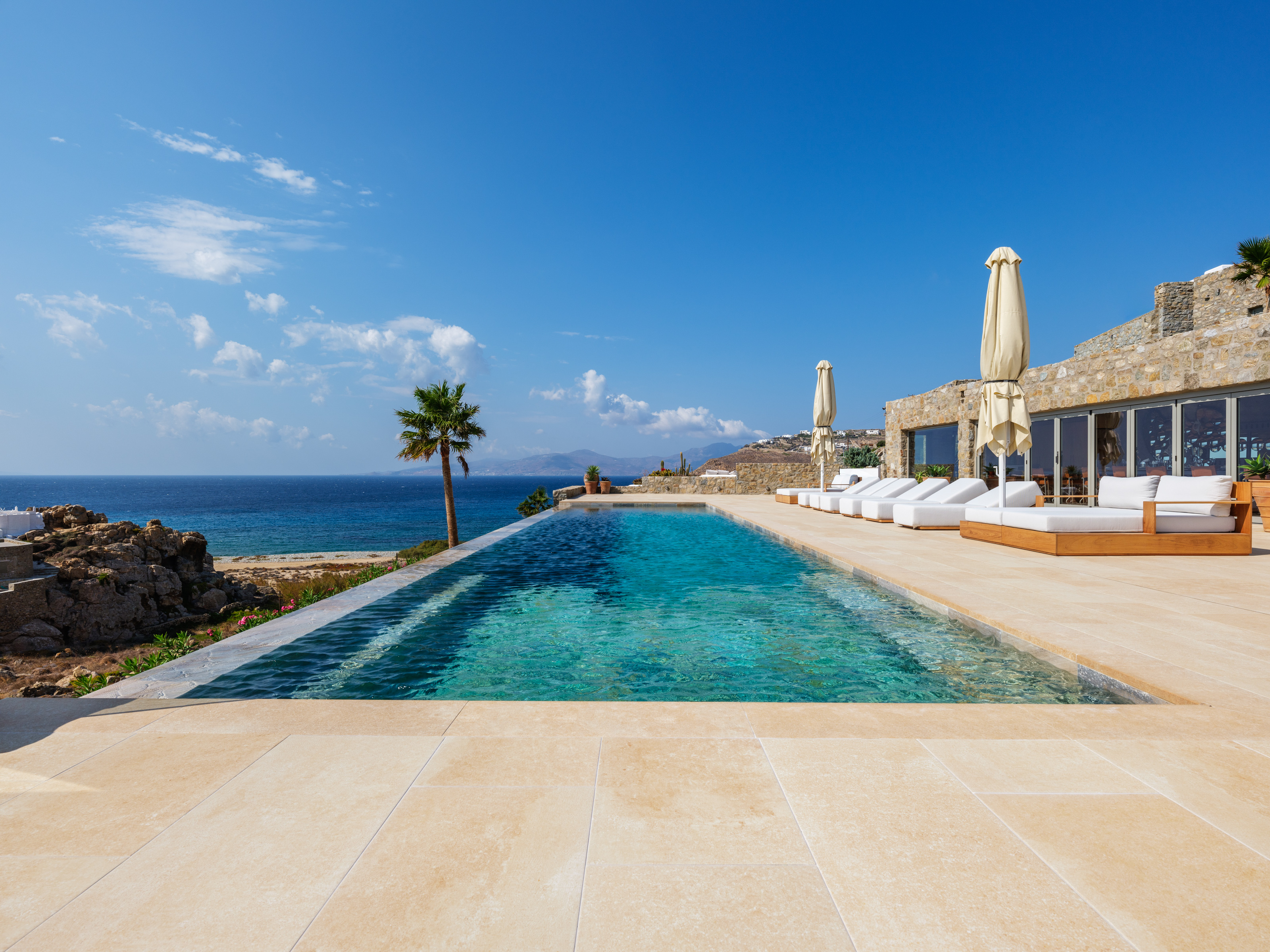 Lukas Estate