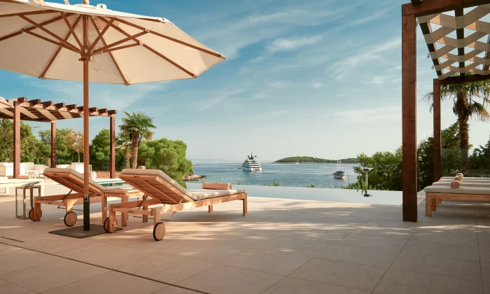 Hvar Residence East