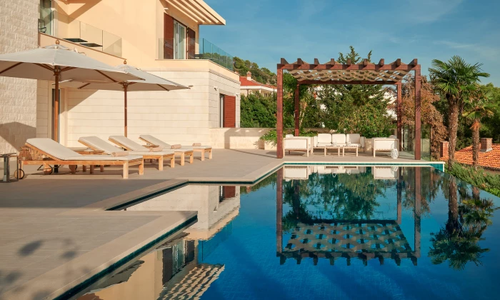 Hvar Residence East
