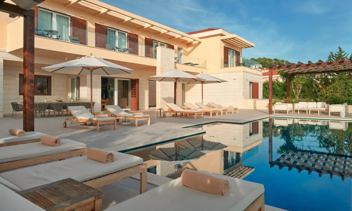 Hvar Residence East