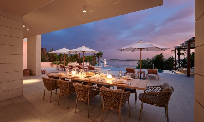 Hvar Residence East