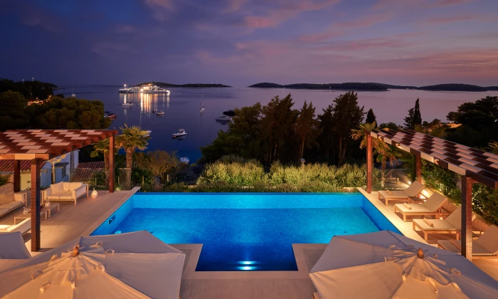 Hvar Residence East